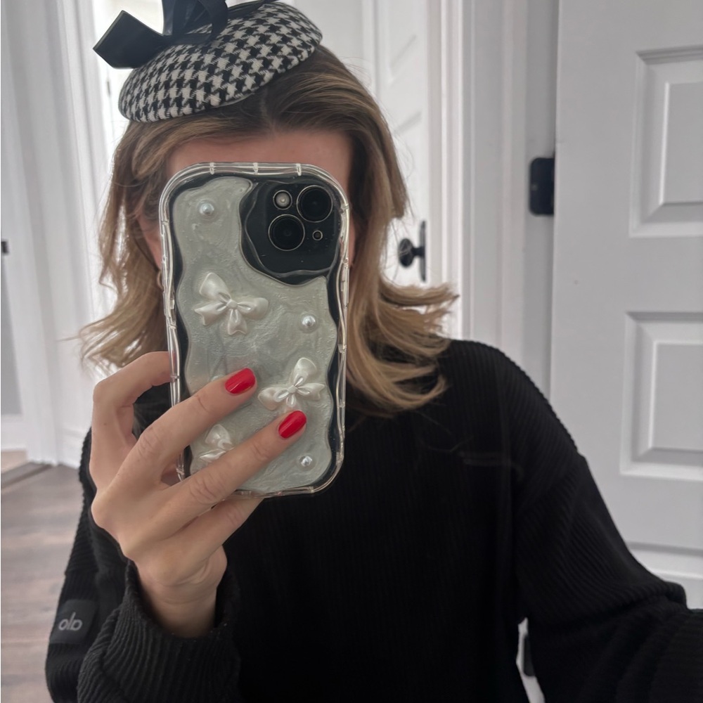 Black and White Houndstooth Fascinator with Bow - Picture 5 of 5